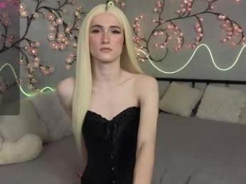 kris_mon — Chaturbate stream photo (Mar 2026)