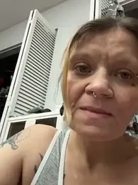 lindzybella — Stripchat stream photo (May 2026)