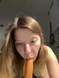 kimczii — Stripchat stream photo (Apr 2026)