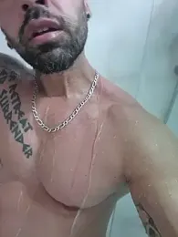 badbrown — Stripchat stream photo (Jun 2026)