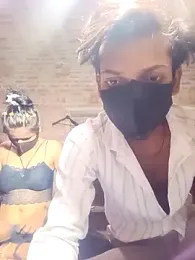 COUPLE-HOTS — Stripchat stream photo (Apr 2026)