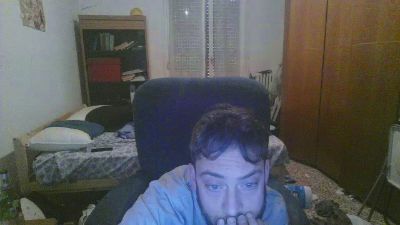 teuz90 — Cam4 stream photo (Apr 2026)