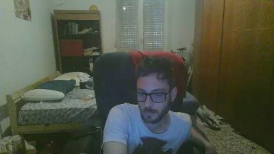 teuz90 — Cam4 stream photo (Apr 2026)