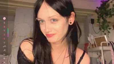 JohanneTorn — modelo de webcam en línea en cam4
