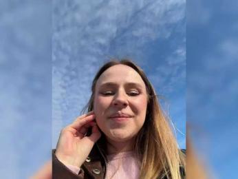 -Angel-Ali- — modelo de webcam en línea en bongacams