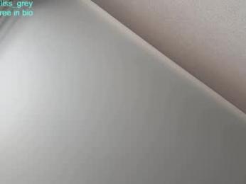 alissgrey — modelo de webcam en línea en chaturbate