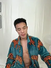 XiaoLin-01 — Stripchat stream photo (Mar 2026)