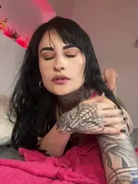 sweetdeviils_666 — Stripchat stream photo (May 2025)