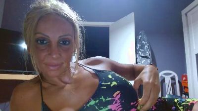 cari_guerrera — Cam4 stream photo (Aug 2026)