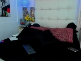 celeste_starsss — modelo de webcam en línea en chaturbate
