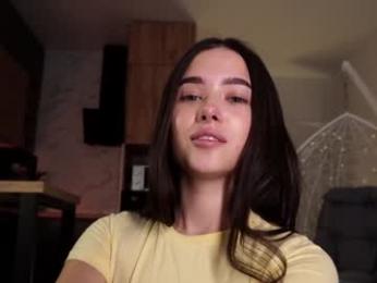 emilybatee — modelo de webcam en línea en chaturbate