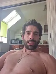 Liroow — Stripchat stream photo (Apr 2026)