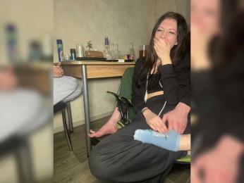 LuckyStar — modelo de webcam en línea en bongacams