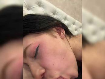 LuckyStar — modelo de webcam en línea en bongacams