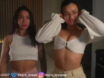pearly_dream — Chaturbate stream photo (Mar 2026)
