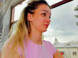 sassyt33n — Camsoda stream photo (Apr 2026)