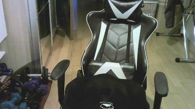 Bongone24 — modelo de webcam en línea en cam4