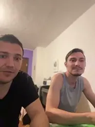 mihneaxxx — modelo de webcam en línea en stripchat