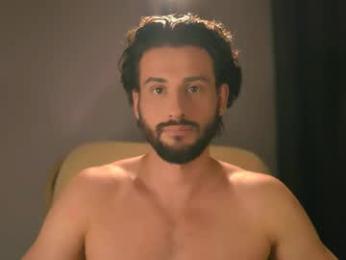 double_luckystrike — modelo de webcam en línea en chaturbate