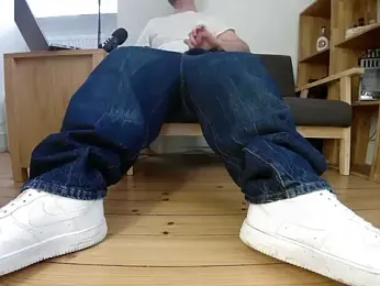 jonas_camboy — modelo de webcam en línea en stripchat