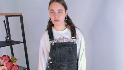 ElviaChesser — Cam4 stream photo (Jun 2025)