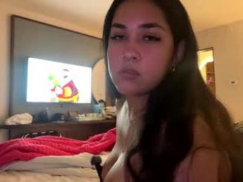 nikkinotnicki00 — Chaturbate stream photo (Mar 2026)