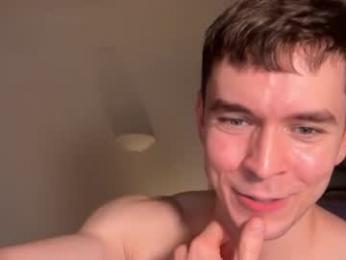 johnnnyhorny — modelo de webcam en línea en chaturbate