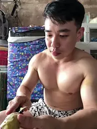 Ryandyan — modelo de webcam en línea en stripchat