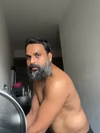 beast_bearded_dady — Stripchat stream photo (Jul 2026)