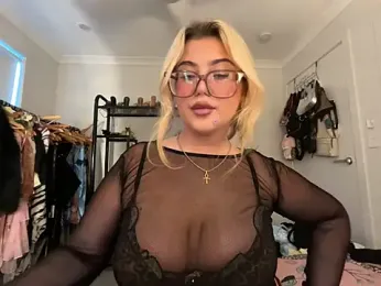 luckygigi — modelo de webcam en línea en stripchat