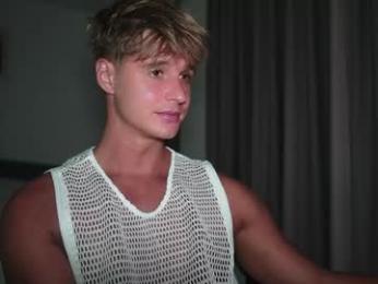 neoverse — Chaturbate stream photo (Apr 2026)