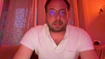Lucaslave86 — Cam4 stream photo (Apr 2026)