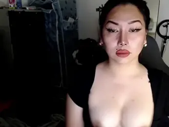 urqueendominant — Stripchat stream photo (Apr 2026)