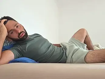 StraightSerb — Stripchat stream photo (Jun 2026)