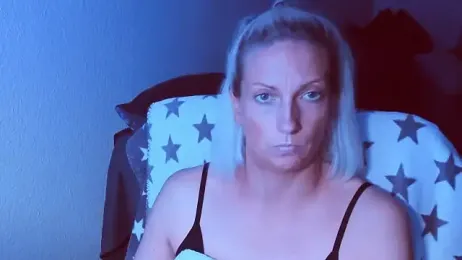 SexyJulia21 — modelo de webcam en línea en stripchat
