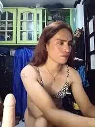 HornyKerujieTrans — modelo de webcam en línea en stripchat