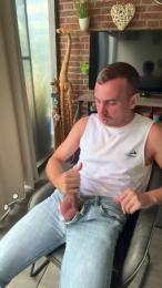 Runtasty96 — modelo de webcam en línea en cam4