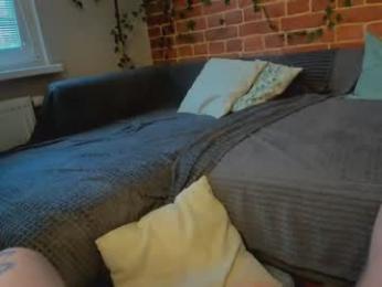 yami_yami_yami — Chaturbate stream photo (Apr 2026)