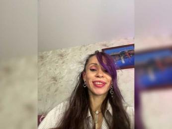 Ajara_Gujuu — modelo de webcam en línea en bongacams