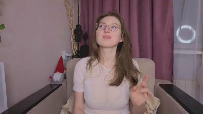 LeighannViereck — Cam4 stream photo (Mar 2026)