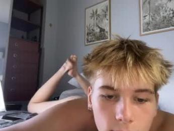 juanswaga — Chaturbate stream photo (Apr 2026)