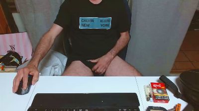 hucho40 — Cam4 stream photo (Apr 2026)