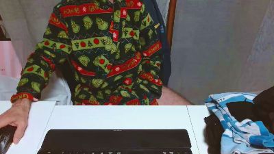 hucho40 — modelo de webcam en línea en cam4