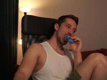 mrgreeneyes01 — Chaturbate stream photo (Mar 2026)