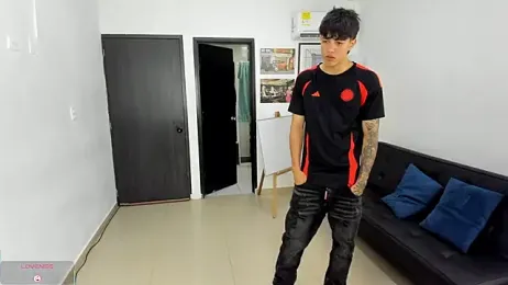 Voyeurism_guyss — modelo de webcam en línea en stripchat