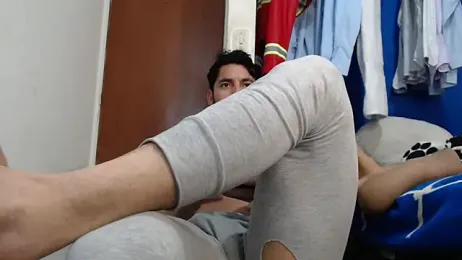 ethasteban27 — modelo de webcam en línea en stripchat