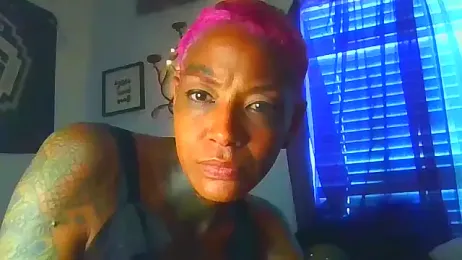 HouseofCreamleen — Stripchat stream photo (Jul 2025)