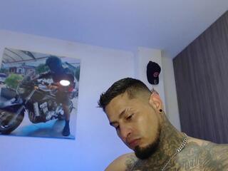 Apolo Strongman — Flirt4free stream photo (Mar 2026)