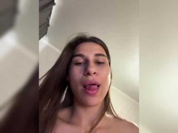 SweetSlice — modelo de webcam en línea en bongacams