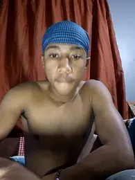 Peterveero12 — Stripchat stream photo (Apr 2026)